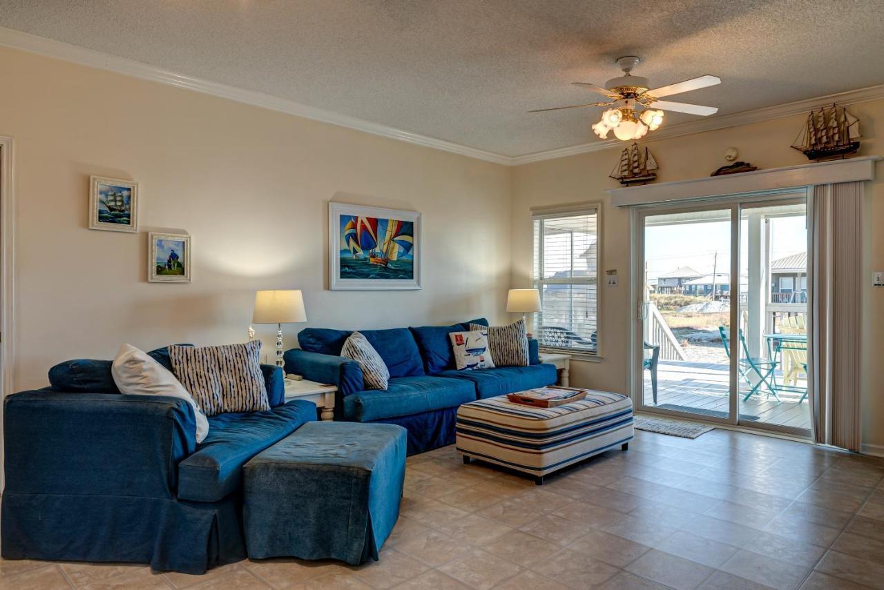 Waters Edge - Private Dock! Only Two Blocks From The Bay Or The Gulf! Plenty Of Parking For Cars Or Boats Home Dauphin Island Exterior foto