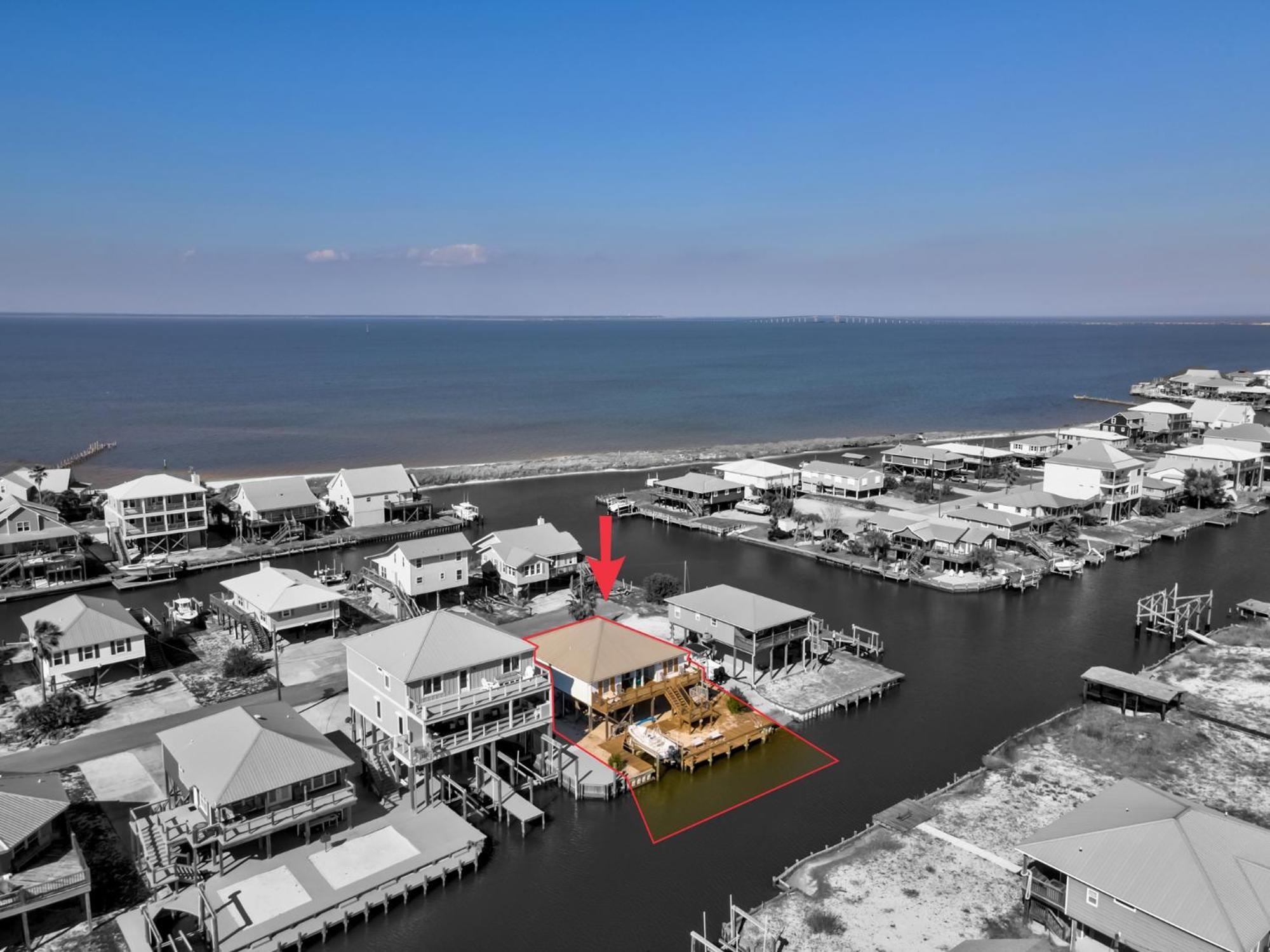 Waters Edge - Private Dock! Only Two Blocks From The Bay Or The Gulf! Plenty Of Parking For Cars Or Boats Home Dauphin Island Exterior foto