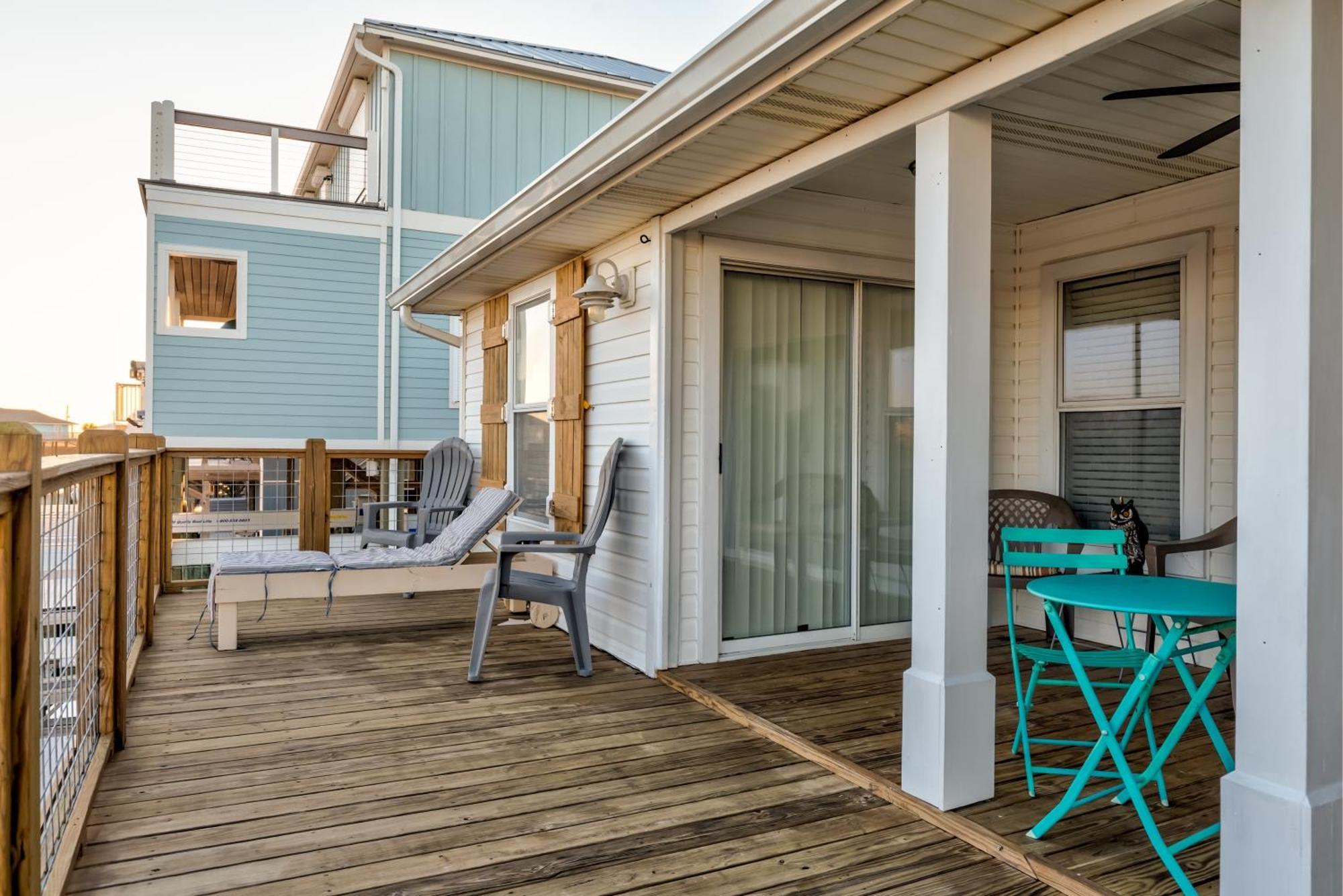 Waters Edge - Private Dock! Only Two Blocks From The Bay Or The Gulf! Plenty Of Parking For Cars Or Boats Home Dauphin Island Exterior foto